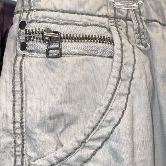 GUESS Jeans high end Designer Cargo shorts size 33 like NEw denim Jean short - Picture 7 of 12